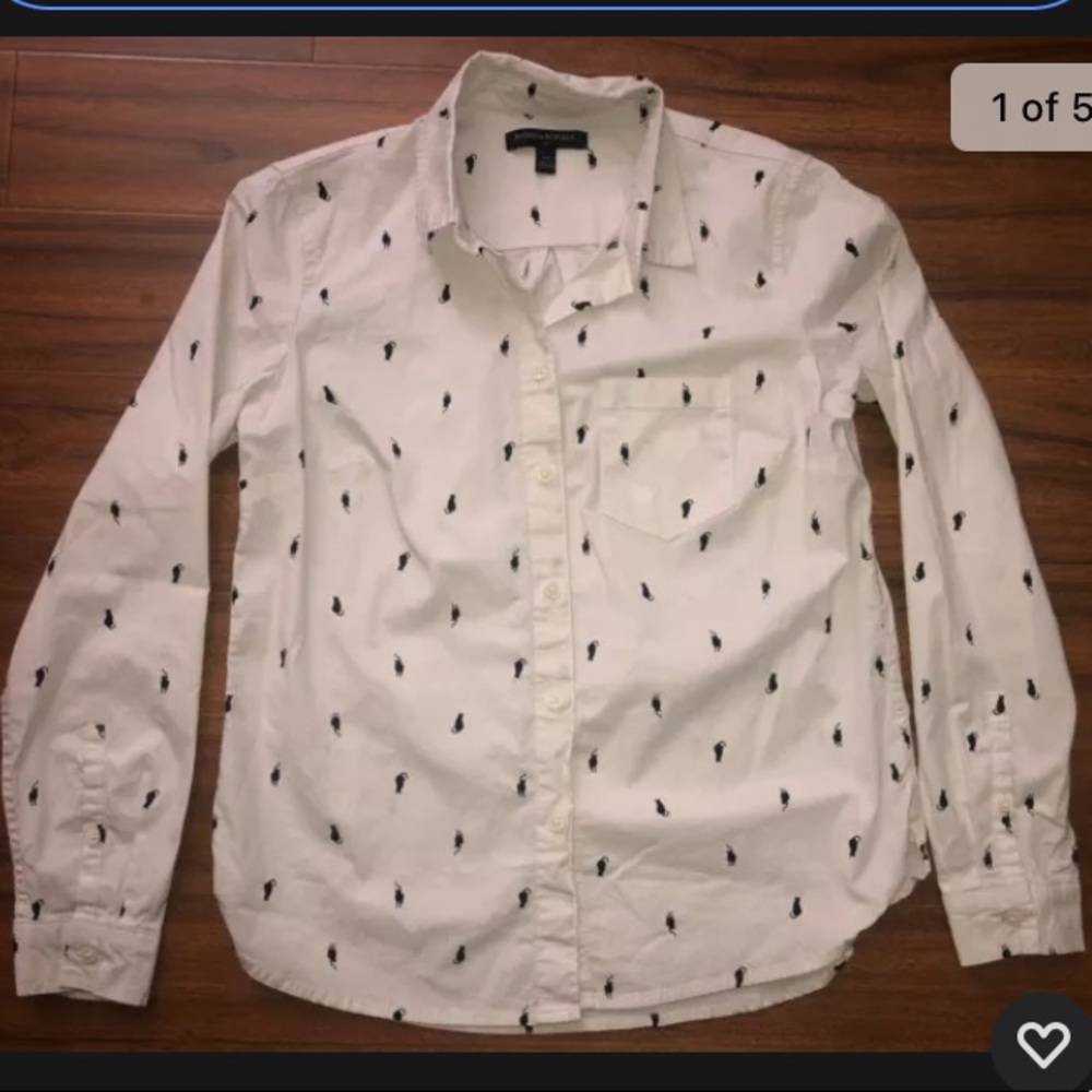 **SOLD** ~ Banana Republic ~ Cat Print, Collard, Longsleeve ButtonUp ~ XS